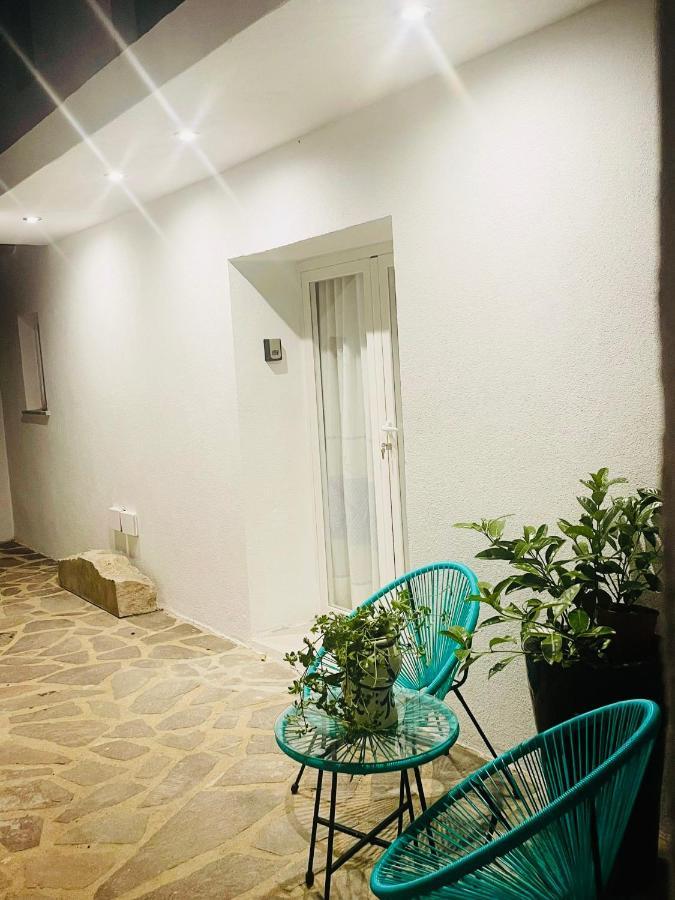 Tierra Guesthouse Олбия Екстериор снимка