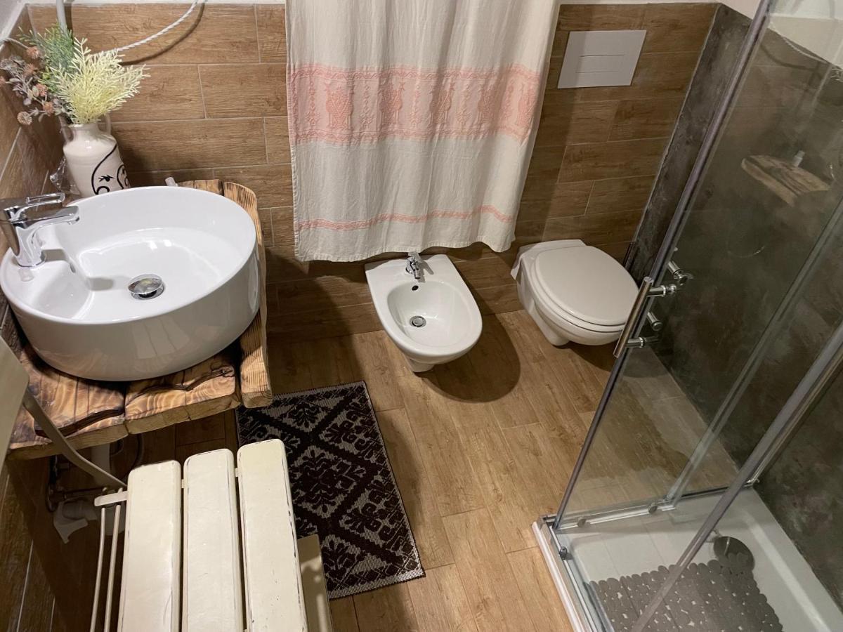 Tierra Guesthouse Олбия Екстериор снимка