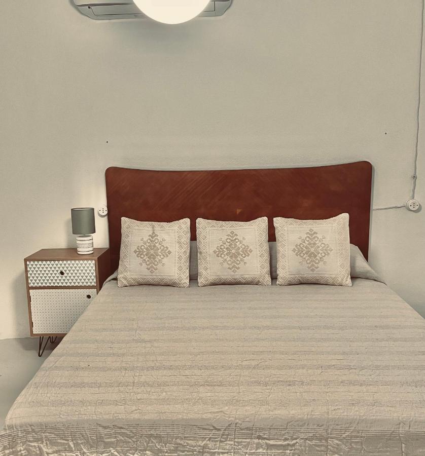 Tierra Guesthouse Олбия Екстериор снимка